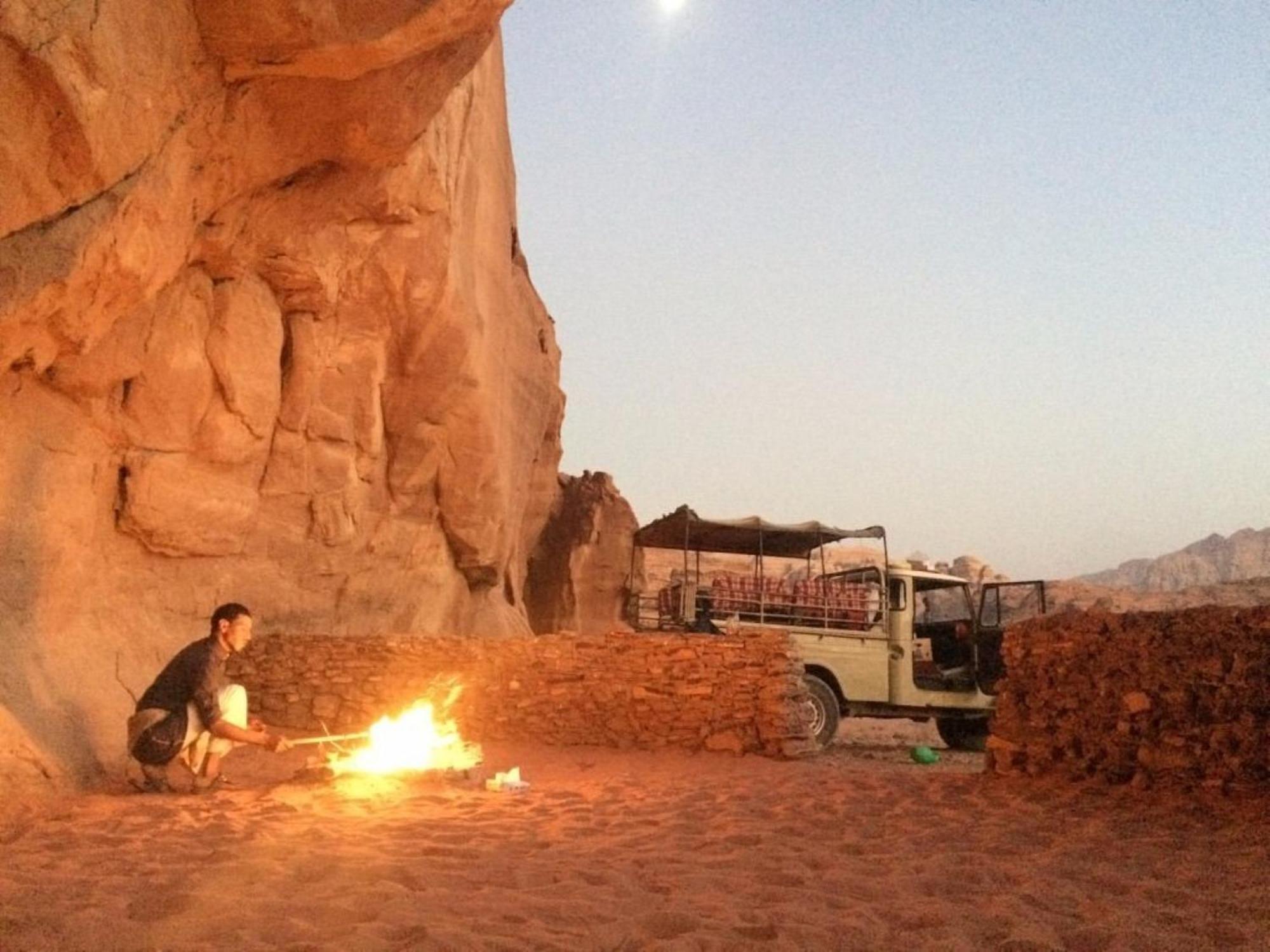 Authentic Bedouin Camp Wadi Rum Ngoại thất bức ảnh