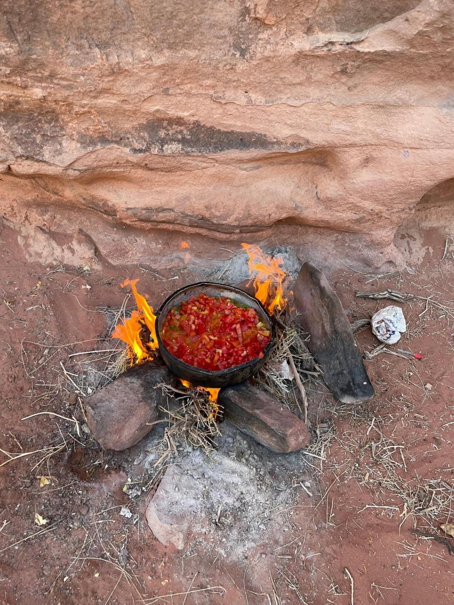 Authentic Bedouin Camp Wadi Rum Ngoại thất bức ảnh